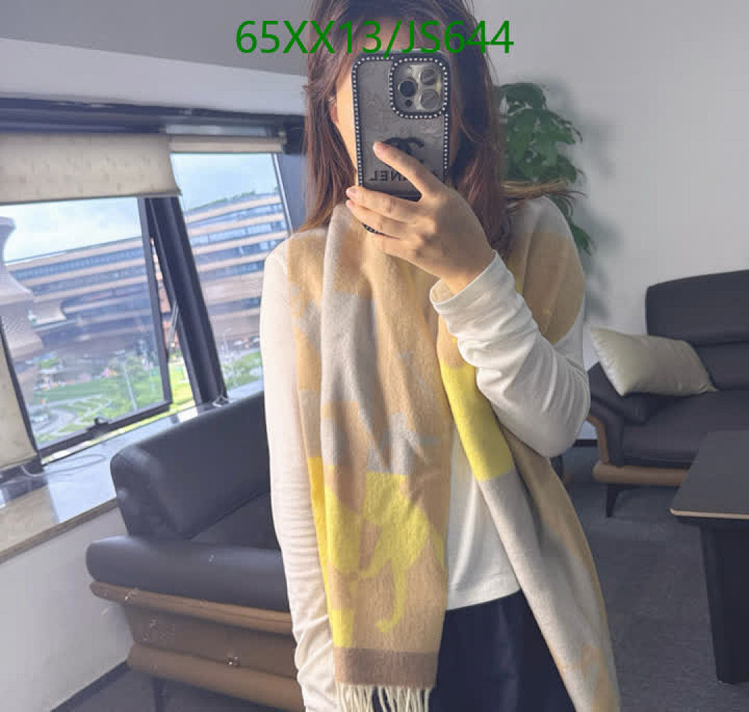 Scarf-Hermes Code: JS644 $: 65USD