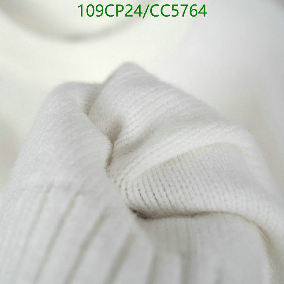 Clothing-AMI Code: CC5764 $: 109USD