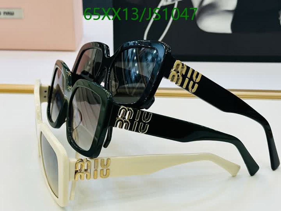 Glasses-MiuMiu Code: JS1047 $: 65USD