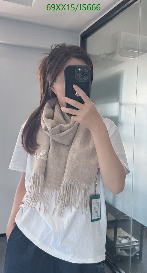 Scarf-Loro Piana Code: JS666 $: 69USD