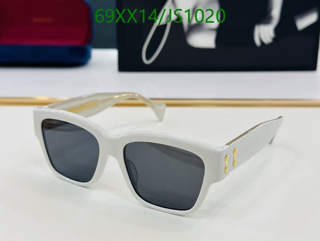 Glasses-Gucci Code: JS1020 $: 69USD