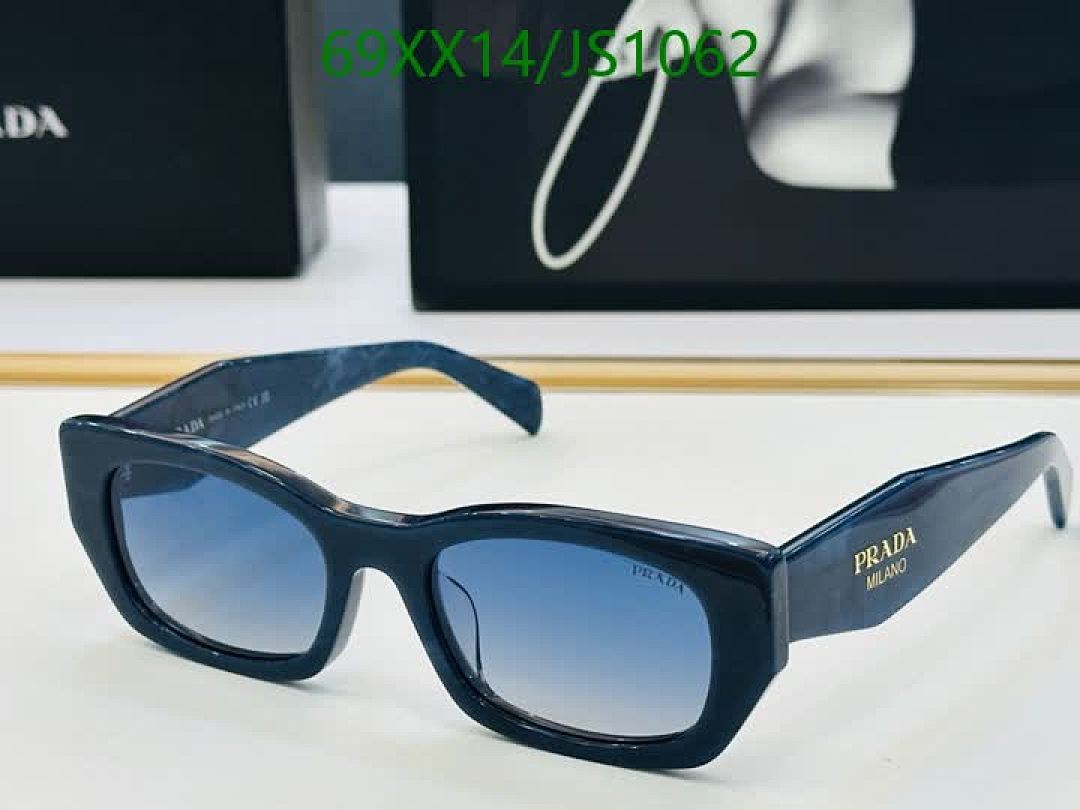 Glasses-Prada Code: JS1062 $: 69USD