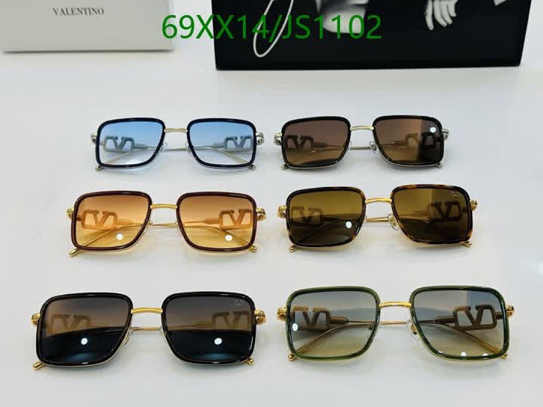 Glasses-Valentino Code: JS1102 $: 69USD