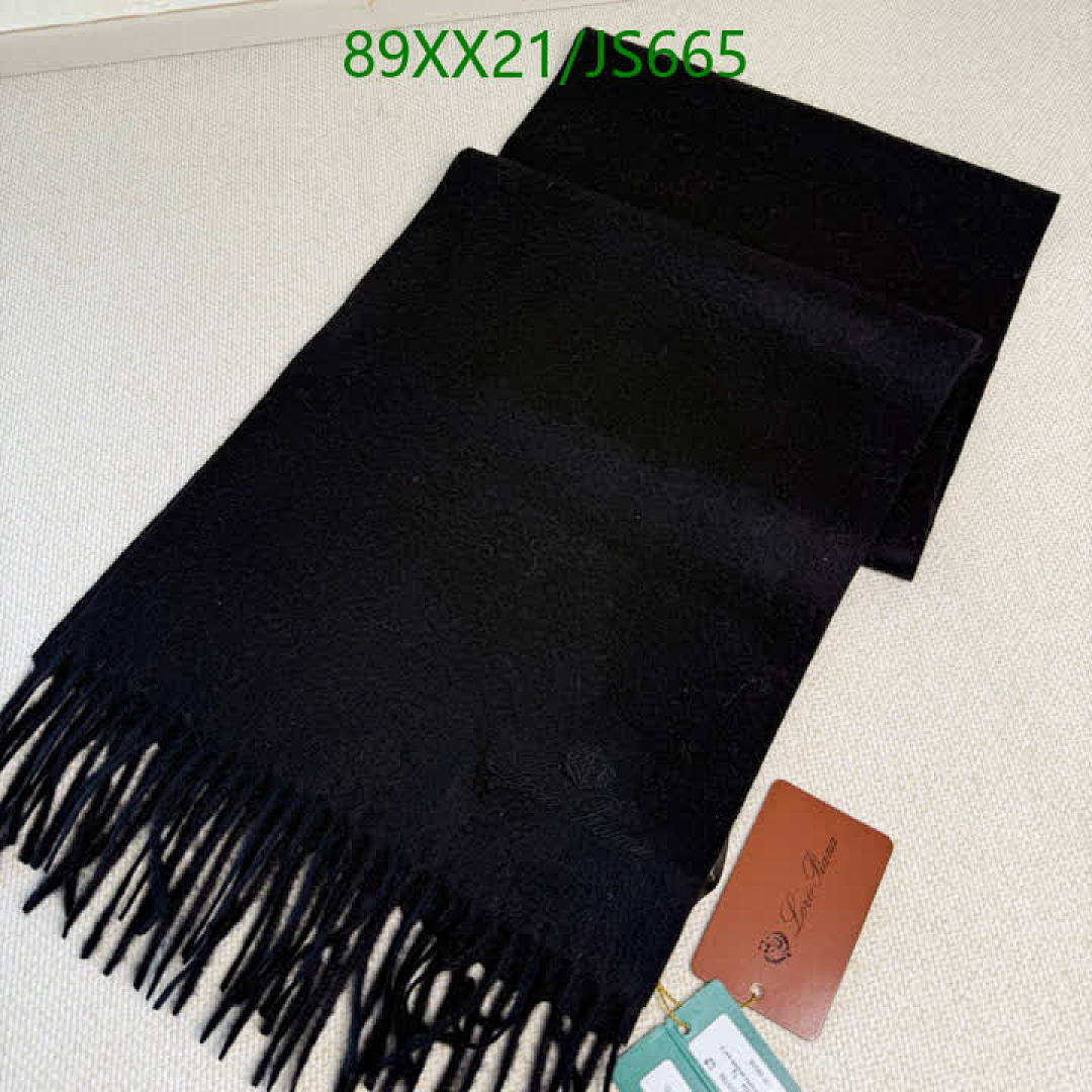 Scarf-Loro Piana Code: JS665 $: 89USD