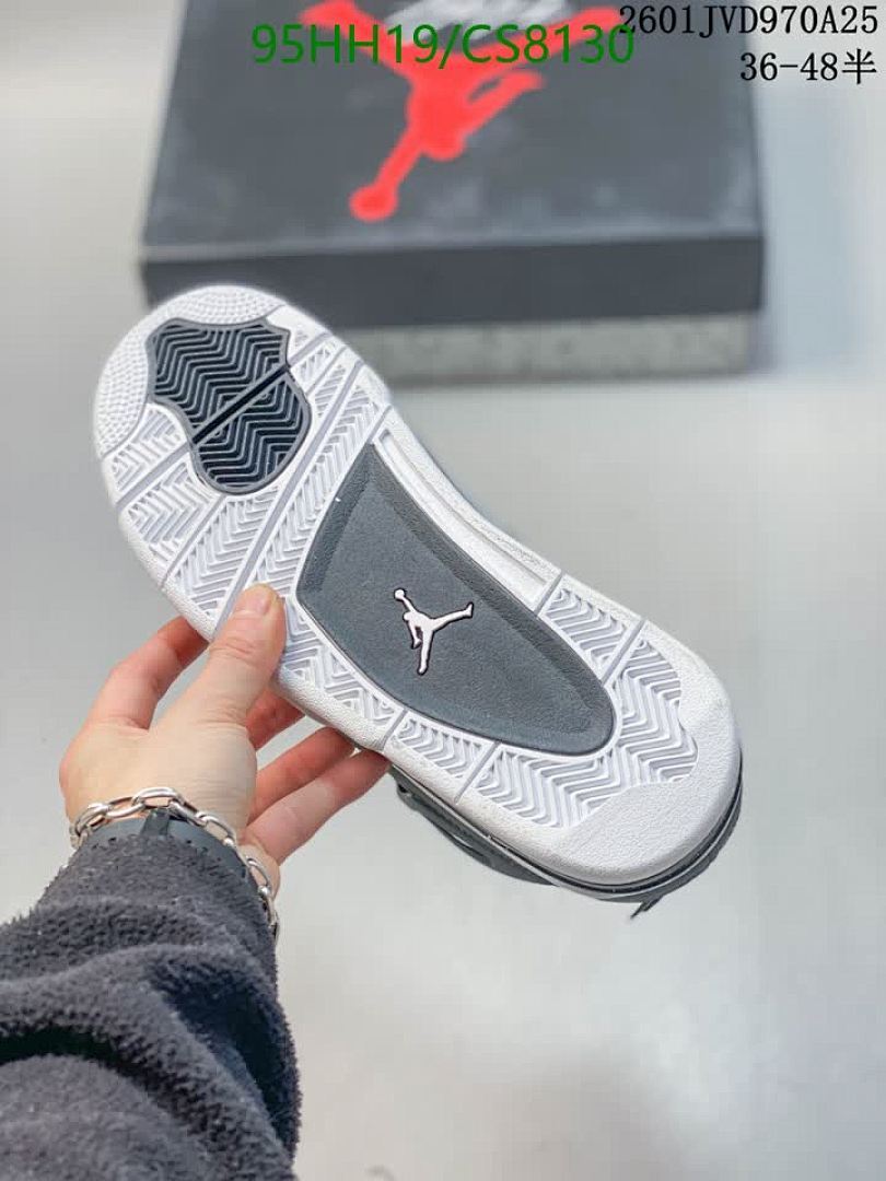 Luxury Shoes-Nike Code: CS8130 $: 123.5USD