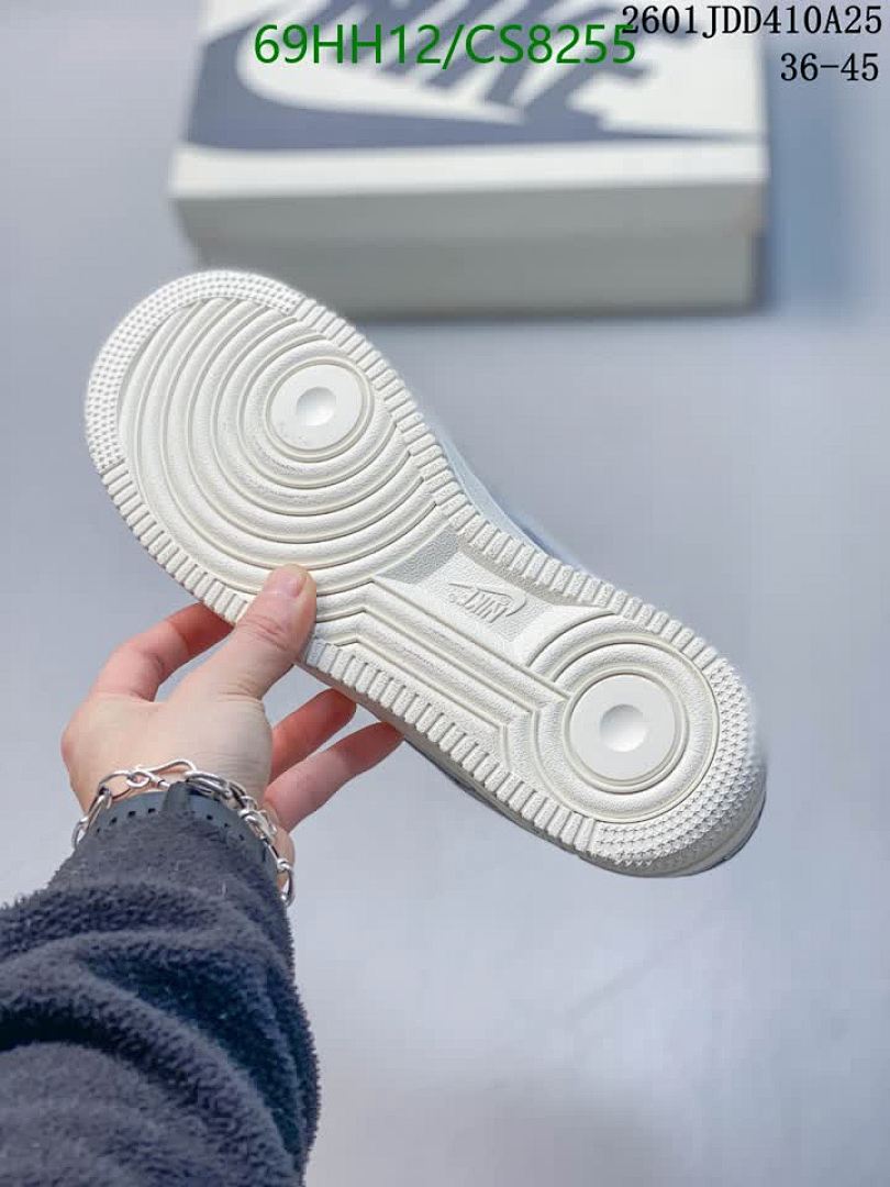 Luxury Shoes-Nike Code: CS8255 $: 89.7USD