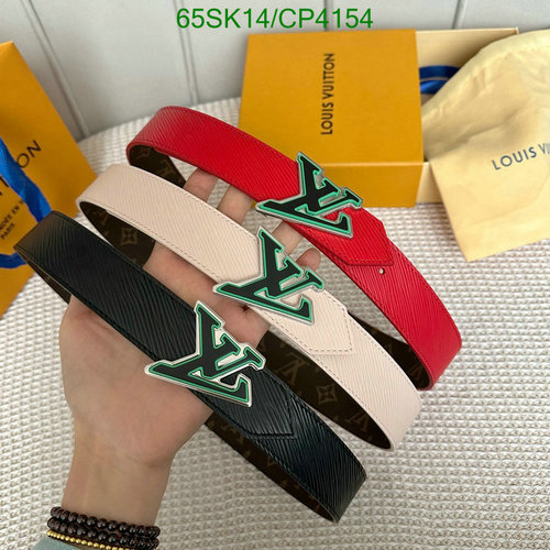 Louis Vuitton Reversible LV Initiales Belt with Green Logo Buckle