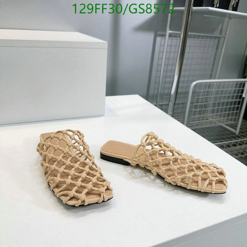 Bottega Veneta Women's Woven Sheepskin Leather Mules - Comfortable & Stylish