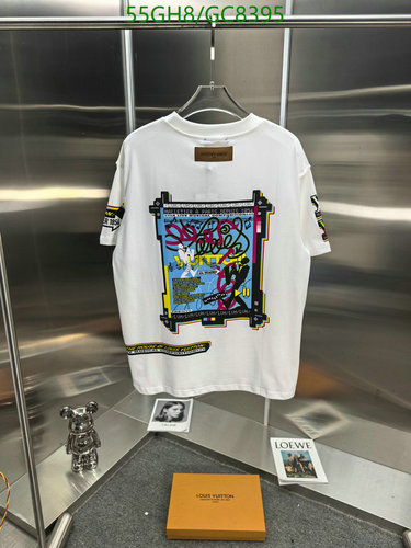 Louis Vuitton Graffiti Print Cotton T-Shirt - Stylish & Comfortable Apparel