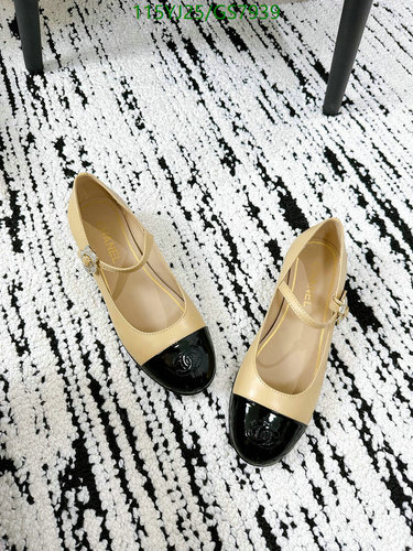 Chanel Women's Classic Two-Tone Mary Jane Flats - Elegant Sheepskin & Cowhide