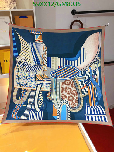 Hermes GM8035 Silk Scarf - Elegant Equestrian Print 90x90CM