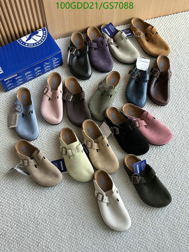 Birkenstock Unisex Suede Clogs - Comfortable Slip-On Shoes for All Seasons
