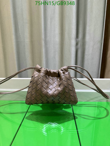 Bottega Veneta Intrecciato Mini Pouch Bag - Genuine Leather Crossbody
