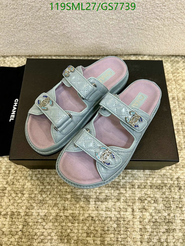 Chanel Women's Quilted Leather Slide Sandals - Luxurious Comfort & Style