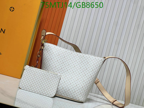 Louis Vuitton Stylish Shoulder Bag with Detachable Pouch - Genuine Leather