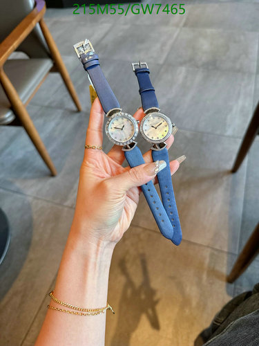 Bulgari Women's Watch with Sapphire Glass & Quartz Movement - 33mm Dial