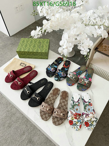 Gucci Women's Classic Horsebit Slide Sandals - Luxurious Sheepskin & Cowhide Comfort