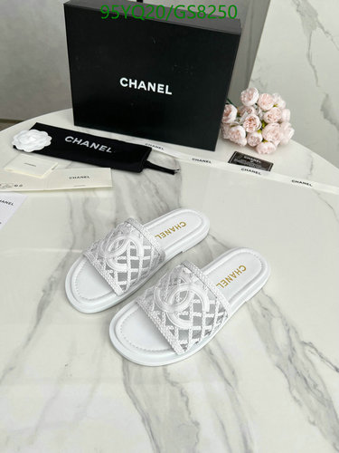 Chanel Women's White Sheepskin Leather CC Logo Slide Sandals, EU35-EU41