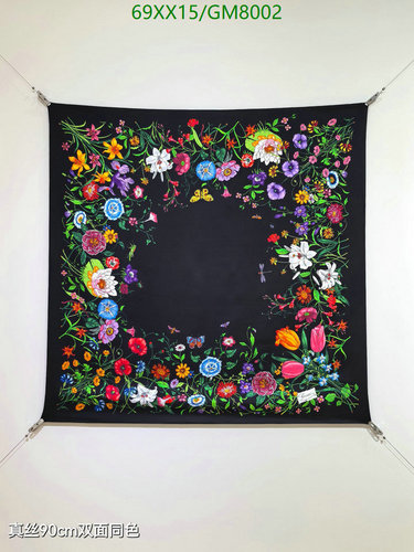Gucci Floral Print Silk Scarf - Luxurious 90x90cm Square Design
