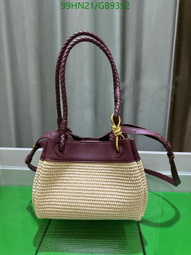 Bottega Veneta Women's Raffia & Leather Woven Top Handle Shoulder Bag