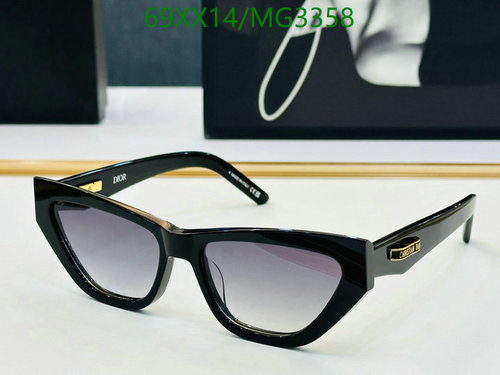 Dior Cateye Sunglasses MG3358 - Stylish Black Frame with Gradient Lenses