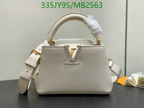 Louis Vuitton Capucines Mini Bag in Grained Leather - Elegant Top Handle Tote