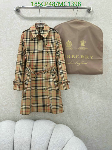 Burberry Classic Check Trench Coat - Timeless British Style for All Seasons