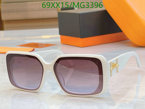 Hermès Chic Square Frame Sunglasses for Women - White with Gradient Lenses