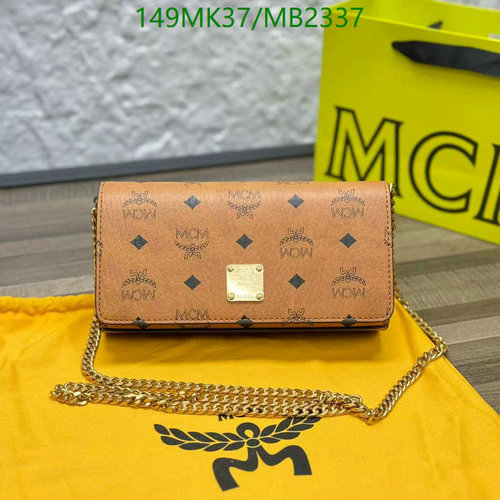 Products 26 MCM Visetos Original Coated Canvas Wallet On Chain With Gold Hardware