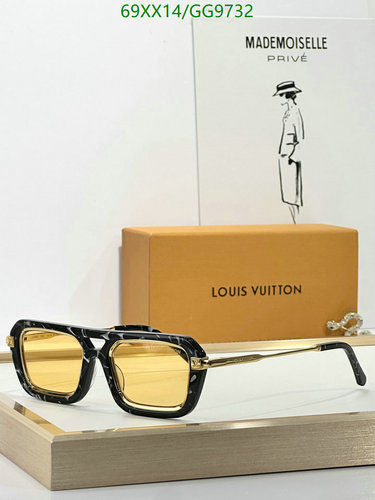 Louis Vuitton Stylish Square Sunglasses for Men - Gold Temple Accents