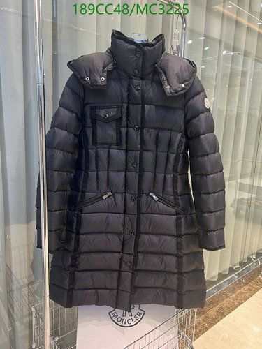 Moncler Women's Black Down Jacket - Luxurious Winter Warmth & Style