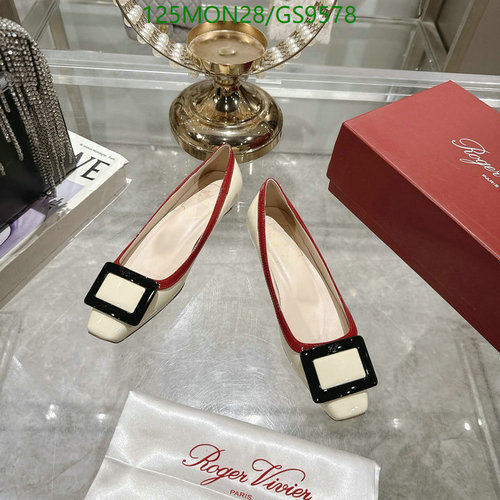 Roger Vivier Women's Ballet Flats with Buckle - Sheepskin Leather