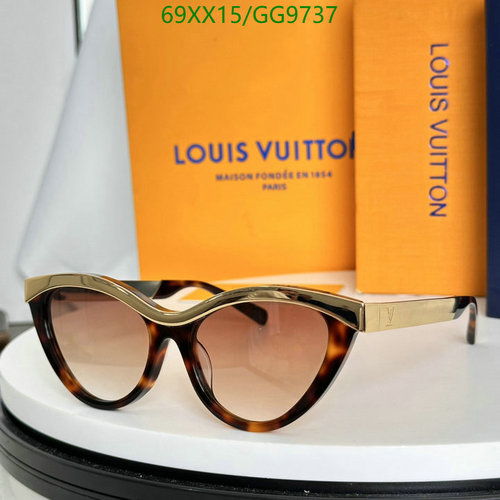 Louis Vuitton Cat-Eye Sunglasses - Chic Tortoiseshell with Gold-Tone Accents