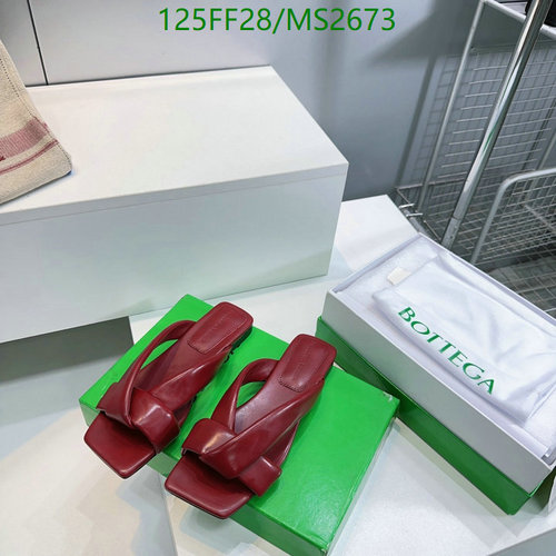 Bottega Veneta Women's Red Leather Square Toe Heeled Sandals 24 Bottega Veneta Women's Red Leather Square Toe Heeled Sandals