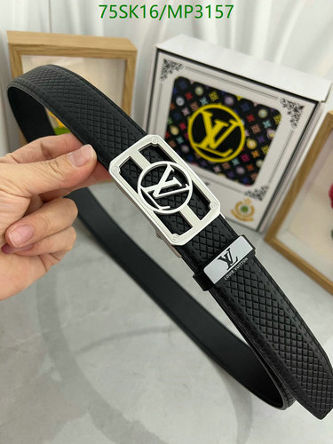 Louis Vuitton Monogram Reversible Belt - Black Cowhide Leather for Men 4 Louis Vuitton Monogram Reversible Belt - Black Cowhide Leather for Men