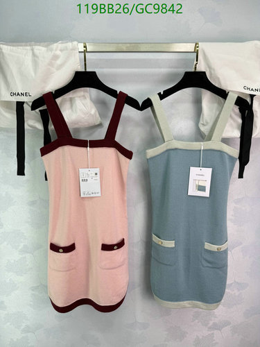 Chanel Cashmere Blend Sleeveless Dress with Pockets - Elegant Knitwear