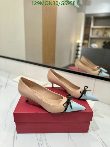 Valentino Garavani Women's Kitten Heel Pumps - Elegant Bi-Color Pointed Toe