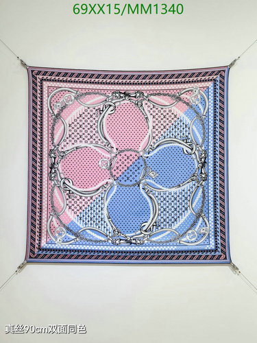 Louis Vuitton Silk Scarf 90x90CM - Elegant Monogram Print for Women