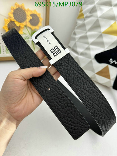 Givenchy G-Link Buckle Reversible Leather Belt for Men & Women