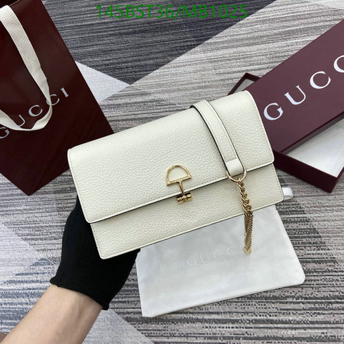 Gucci Horsebit 1955 Mini Bag with Chain - Elegant White Grain Leather