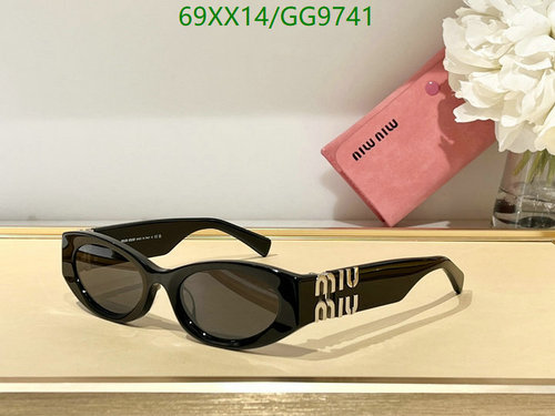 Miu Miu Chic Black Cat-Eye Sunglasses for Women - Elegant & Stylish Eyewear