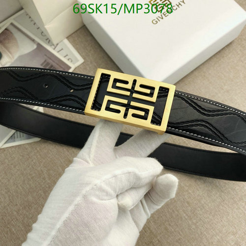 Givenchy G-Link Buckle Belt in Black Cowhide Leather - Stylish Wavy Design