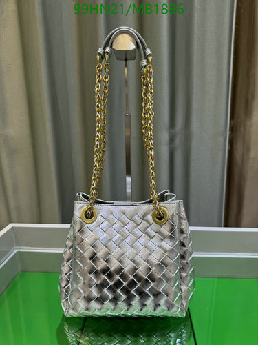 Bottega Veneta Women's Intrecciato Silver Leather Shoulder Bag with Chain Straps