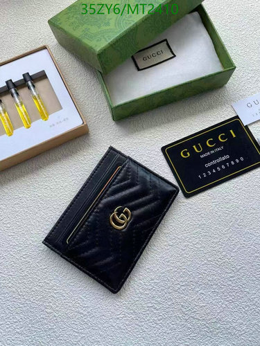 Gucci GG Marmont Matelassé Leather Card Case - Black Designer Wallet