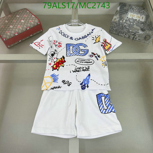Dolce & Gabbana Kids' Graffiti Print T-Shirt & Shorts Set - White Cotton 2 Dolce & Gabbana Kids' Graffiti Print T-Shirt & Shorts Set - White Cotton