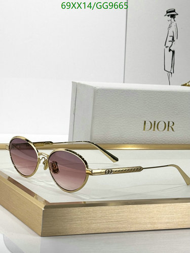 Dior Oval Frame Gradient Sunglasses - Elegant Gold Tone with Pink Lenses