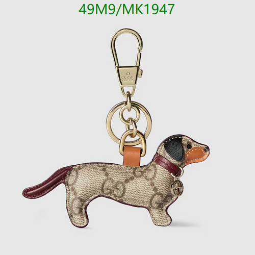Gucci Dachshund Dog Keychain - Adorable GG Supreme Canvas Key Holder & Bag Charm