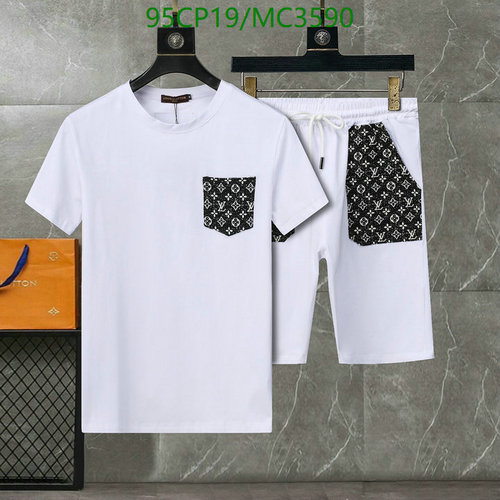Louis Vuitton White T-Shirt and Shorts Set with Monogram Pockets 5 Louis Vuitton White T-Shirt and Shorts Set with Monogram Pockets