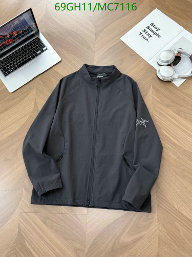 Arc'teryx Men's Jacket Lightweight Full-Zip Windbreaker, Breathable & Versatile