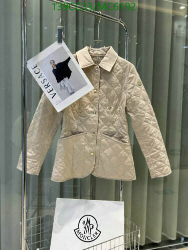 Moncler Women's Quilted Cotton Down Jacket - Stylish & Lightweight Coat